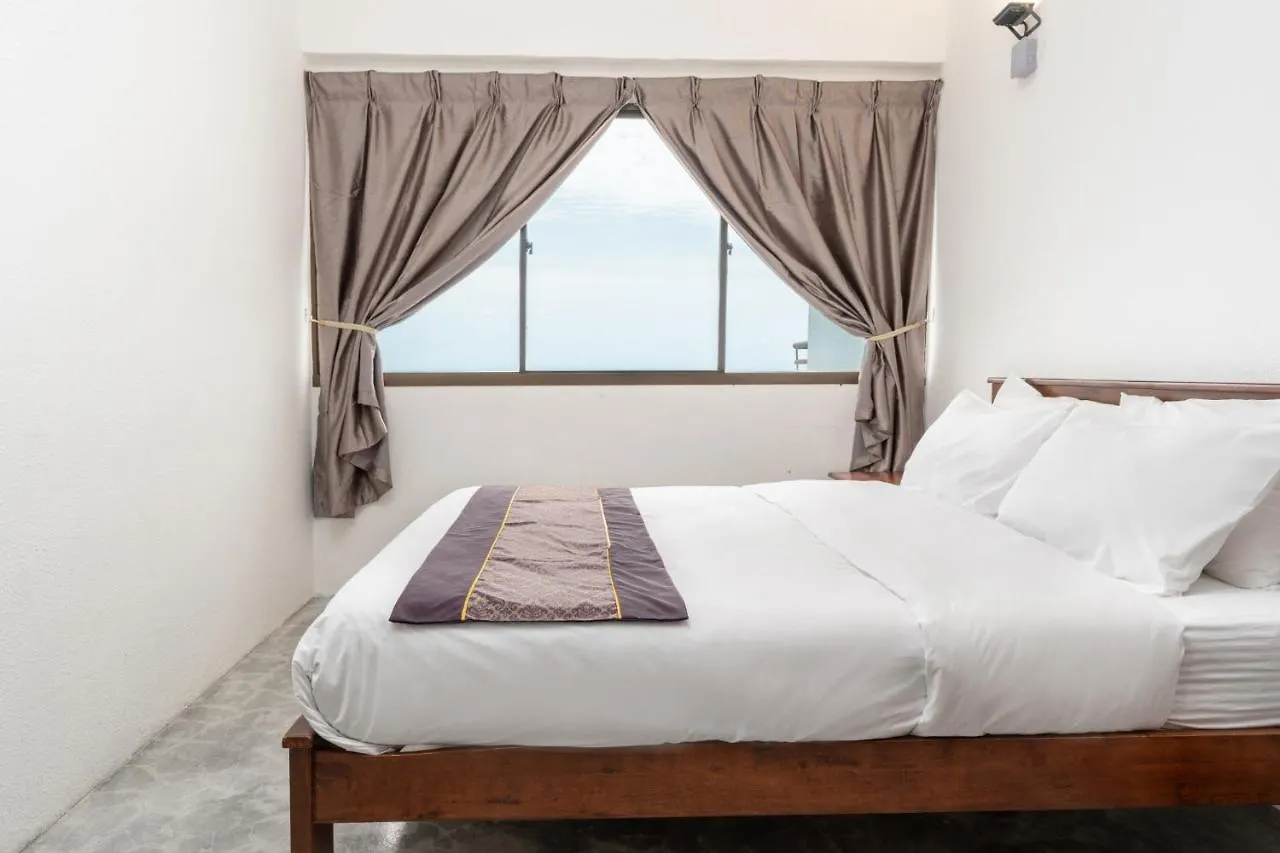 Deluxe Suite Seaview Batu Ferringhi 2304 - 2 Rooms Apartment